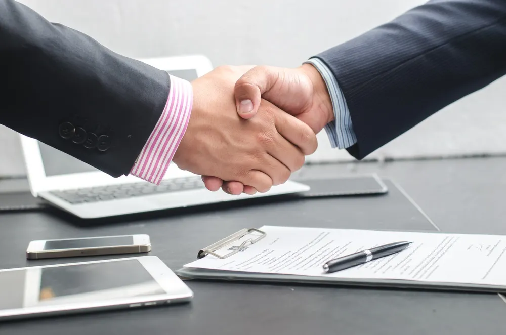 ¿Qué Debe Incluir un Contrato Profesional de Mantenimiento HVAC?